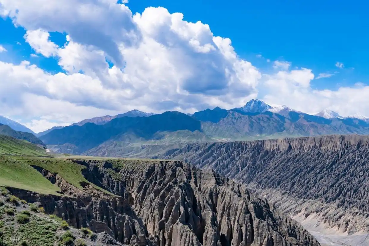 Layered canyon cliffs of the Koksu River below Kalajun