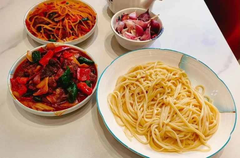 Liangpi Cold Noodles: Xinjiang’s Summer Bowl