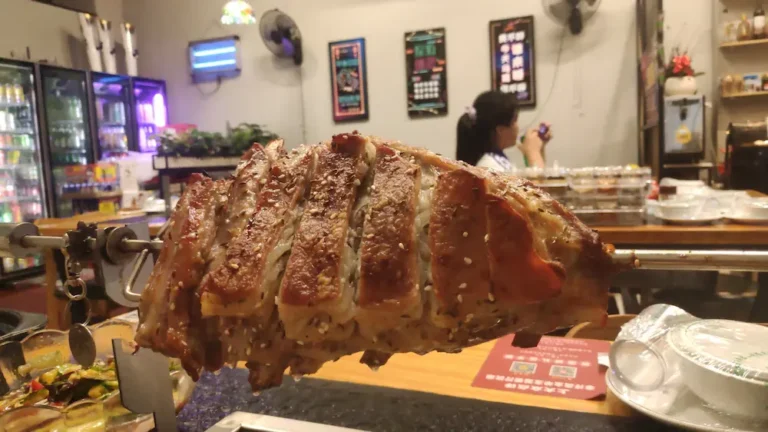 Xinjiang Roast Whole Lamb: The Kawap Tradition We Chased Across the South