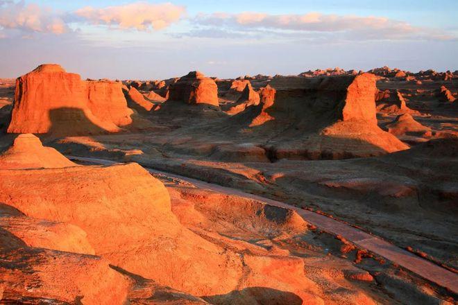 Wucaitan colourful badlands beside the Irtysh River