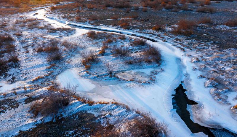 Winter scene in northern Xinjiang, the strongest season for hot spring visits